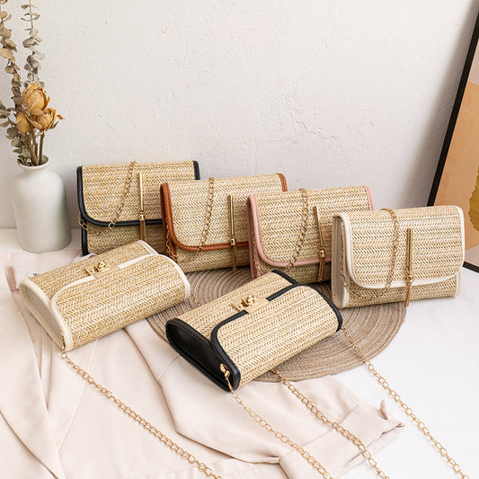 Sac tressé femme beige avec chaîne – style élégant